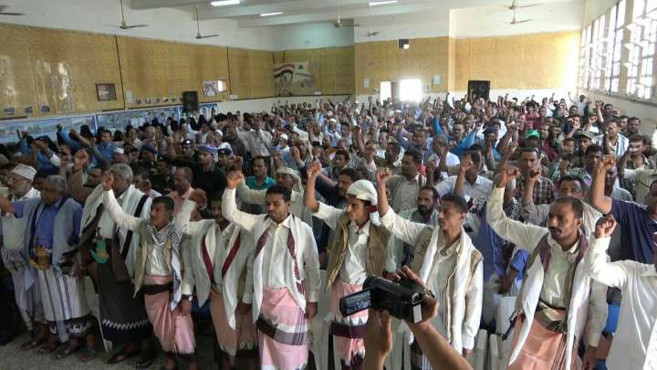 محافظة الحديدة تحتفي وتكرم أسراها المحررين من سجون العدوان